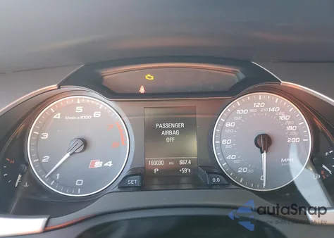 2010 Audi S4 Prestige z USA, uszkodzony, nr VIN WAUKGAFL8AA112033